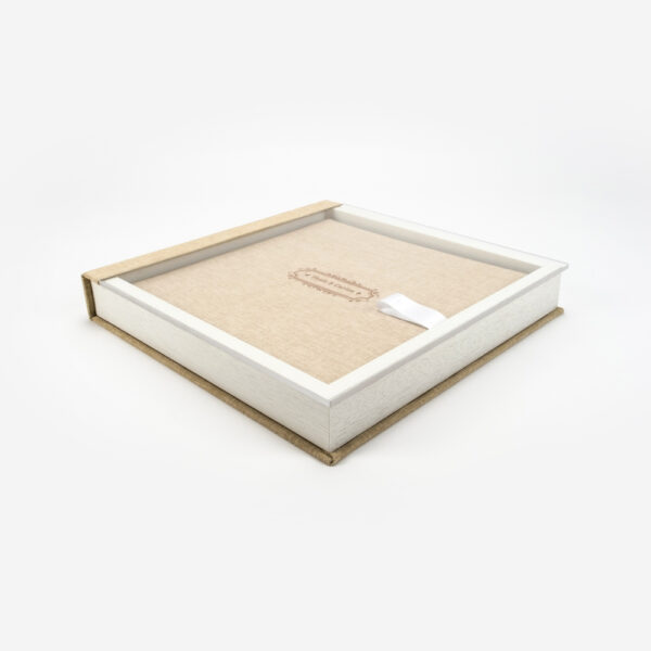 Caja Refugio Vista para álbum